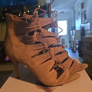 Jessica Simpson Mahiri, Totally Taupe, Lux Kid Suede, Size 8